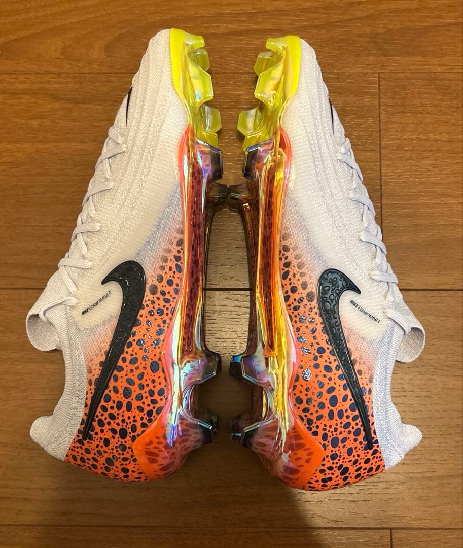 【新品未使用】NIKE PHANTOM GX Ⅱ ELITE FG パリ五輪