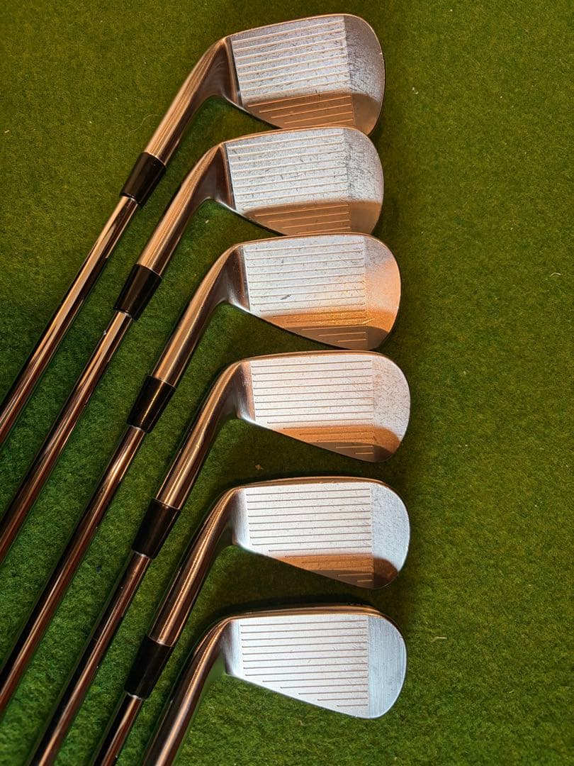 TaylorMade P730 5-PWプロジェクトX LZ 6.0