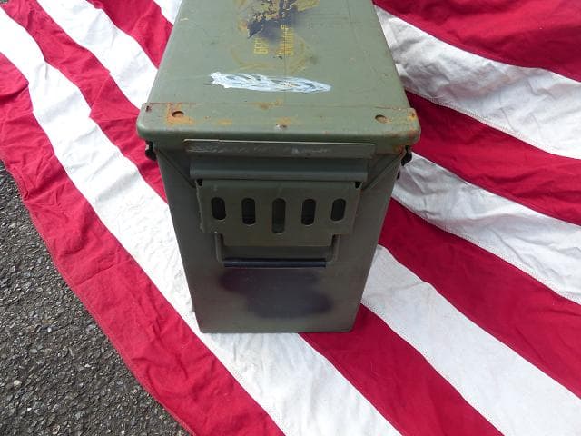 米軍　AMMO BOX 特大　道具箱 などに　アンモキャリングケース　89