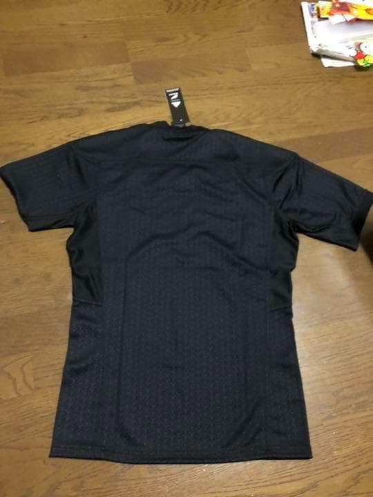 オールブラックス　ユニフォームM  ニュージーランド購入