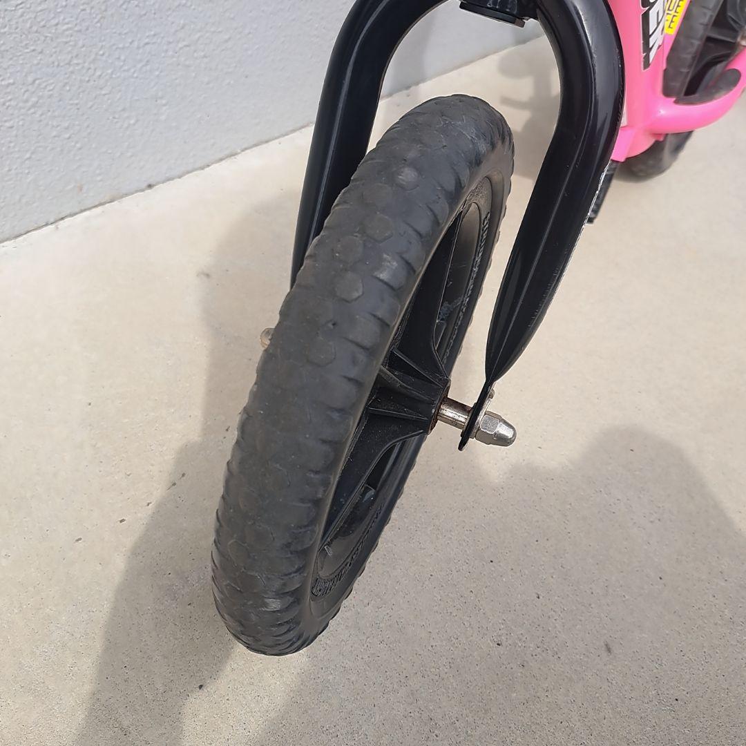 STRIDER ストライダー 12インチ ピンク　キックバイク