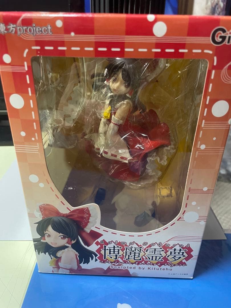フィギュア　博麗霊夢「東方Project」1/8PVC塗装済み完成品