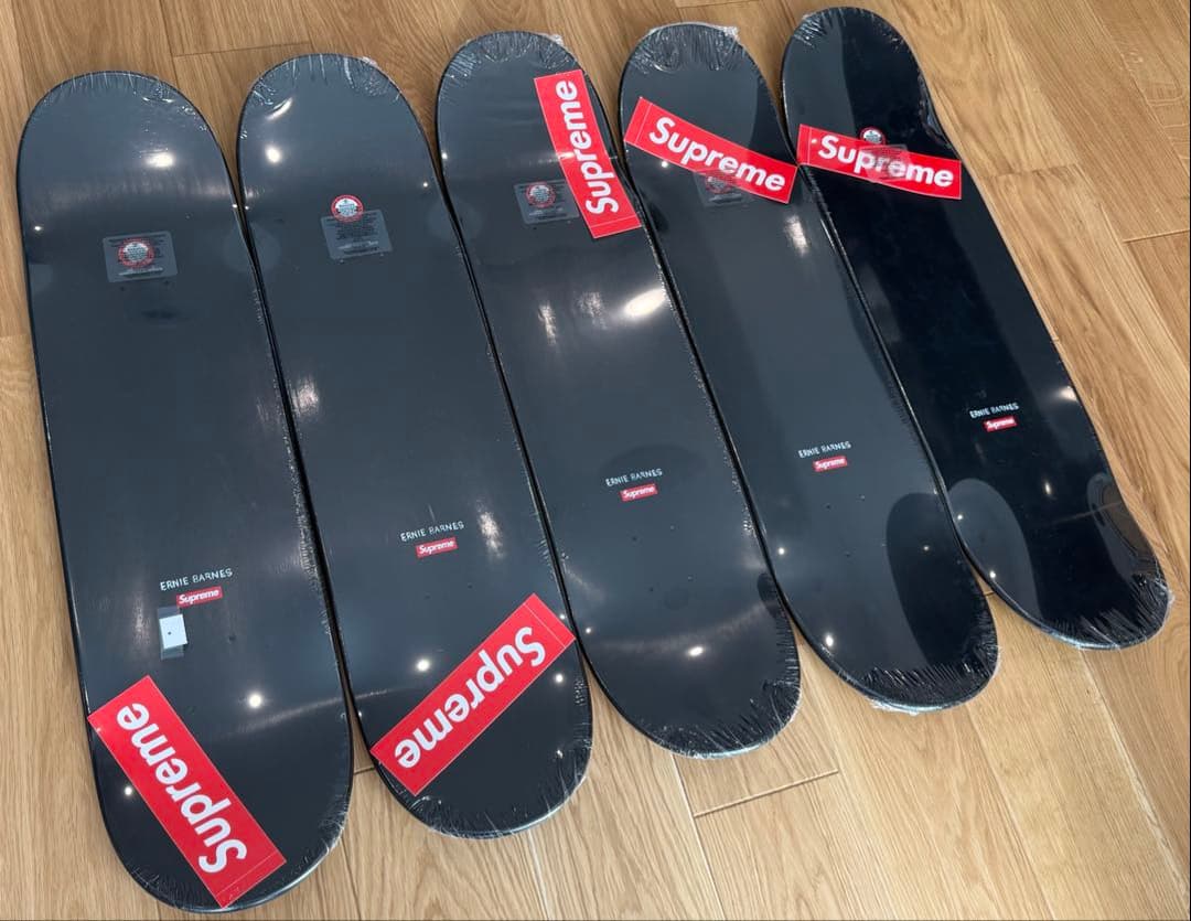 スケートボード Supreme Ernie Barnes Skateboard Deck Set