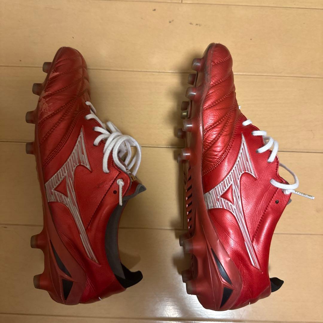 Mizuno Morelia Neo II レッド サッカーシューズ