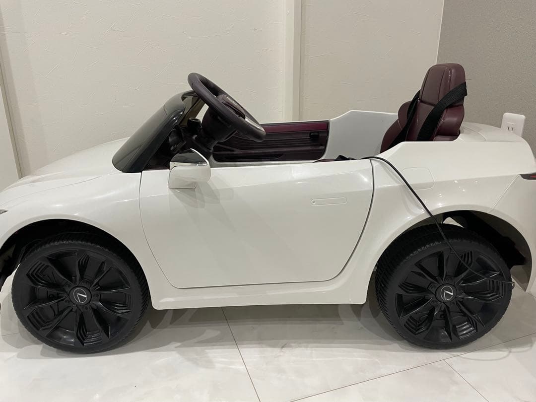 Lexus LC 電動ミニカー ホワイトLC500