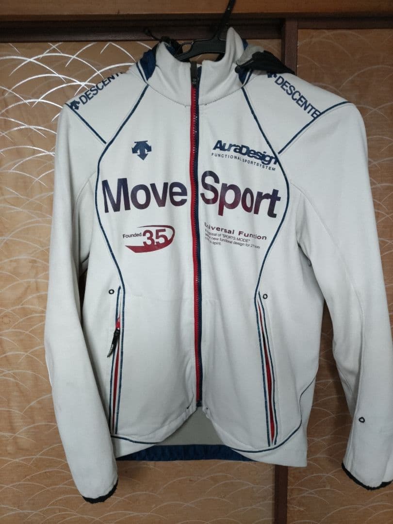 クリーニング処理済 Descent Move Sports フード付きミドラー