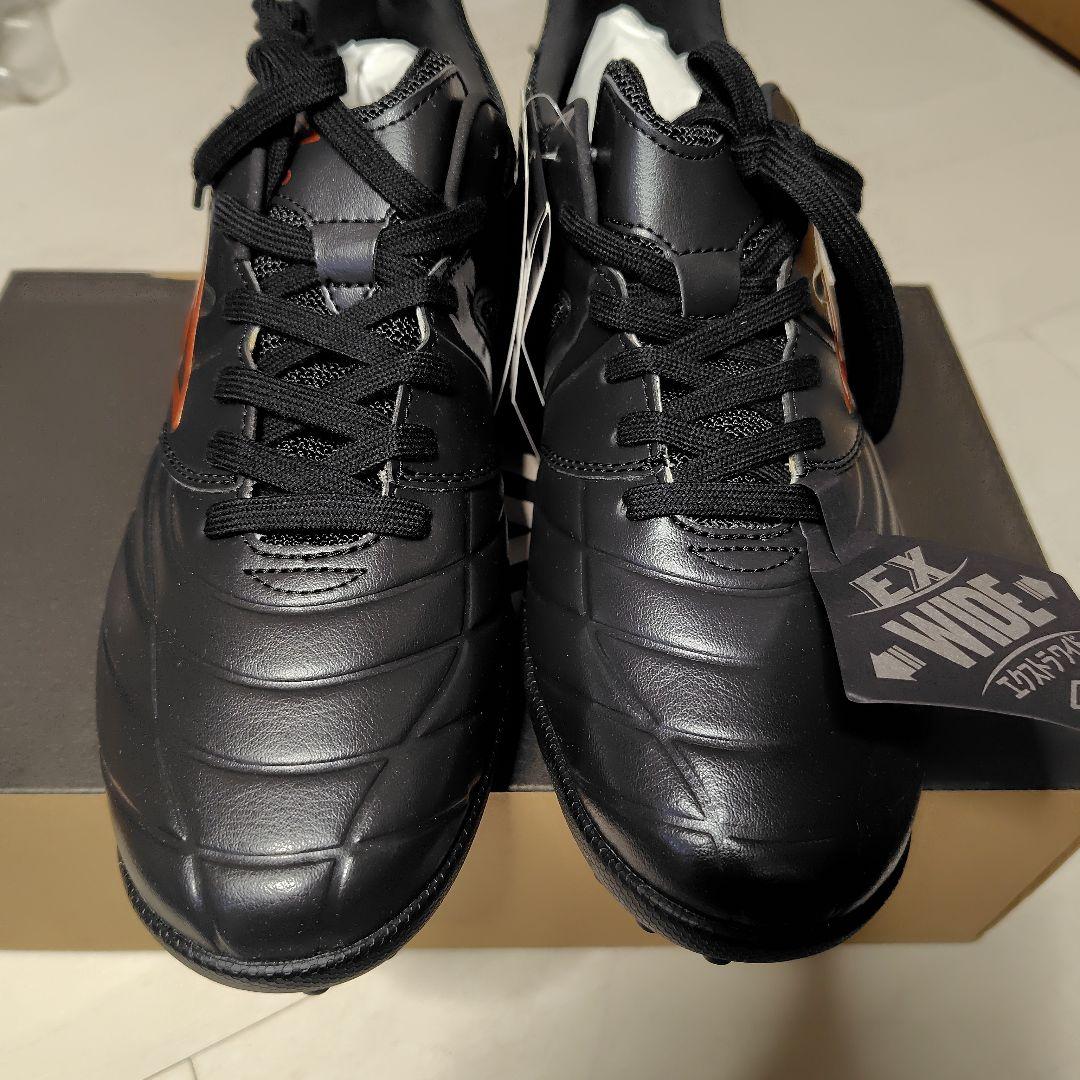 サッカーセット　umbroシューズ　すね当て　ナイキソックス