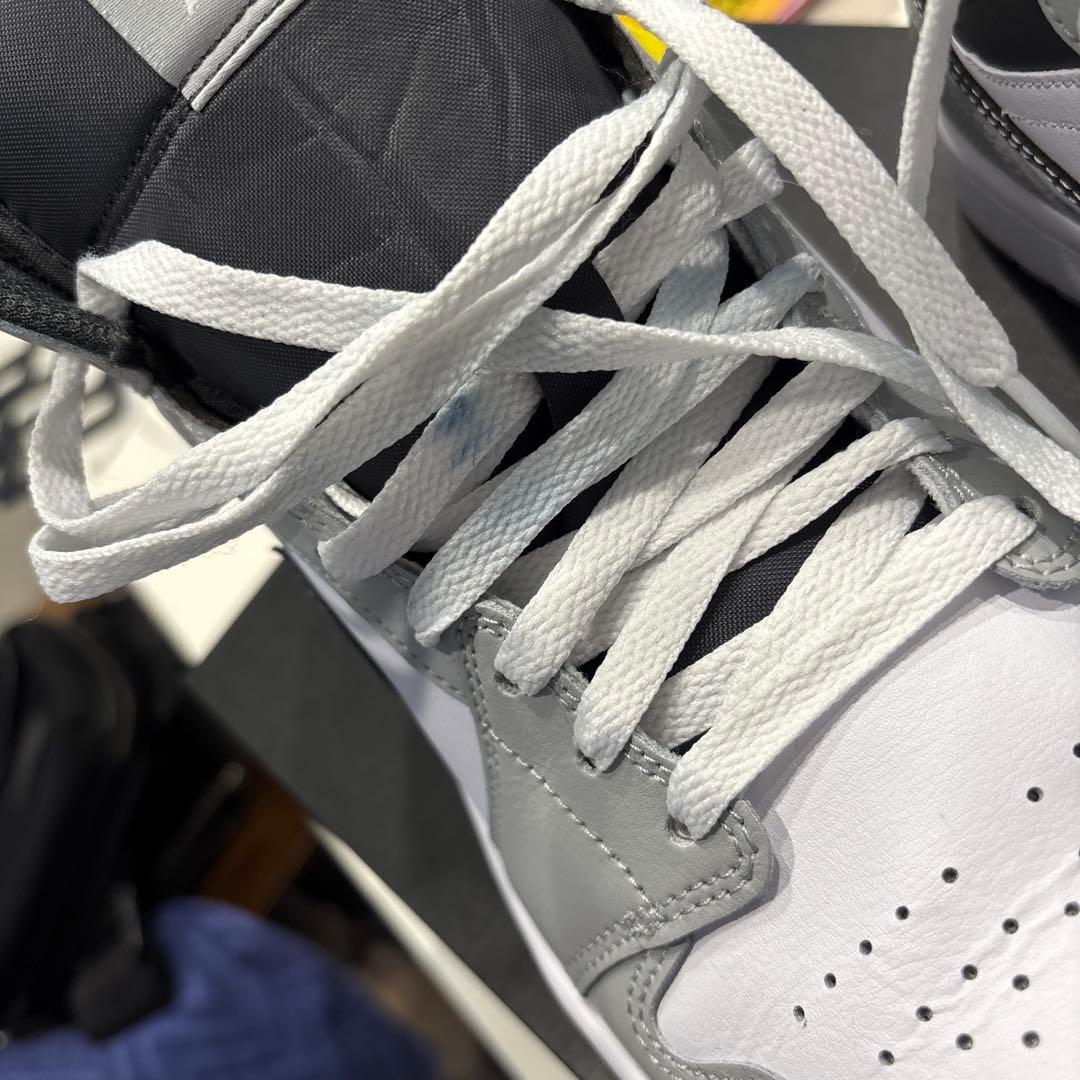 NIKE エアジョーダン1 mid 美品　正規