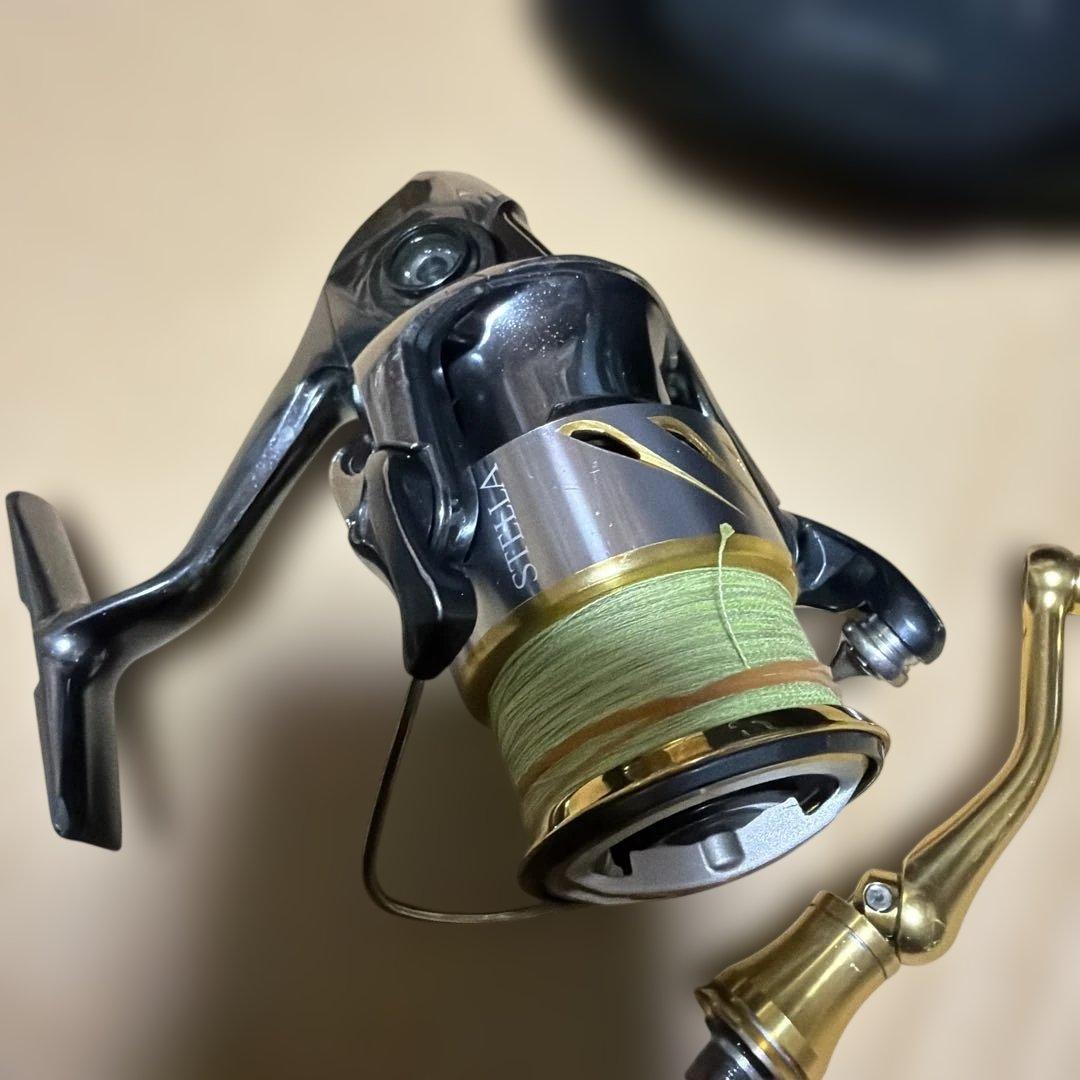 14ステラC3000XGスピニングリール、ソフトケース付