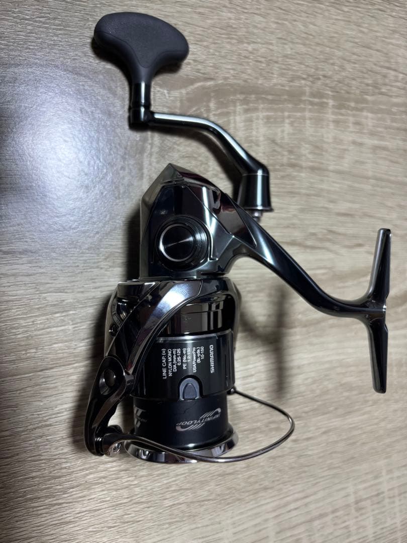 SHIMANO STELLA C3000MHG スピニングリール