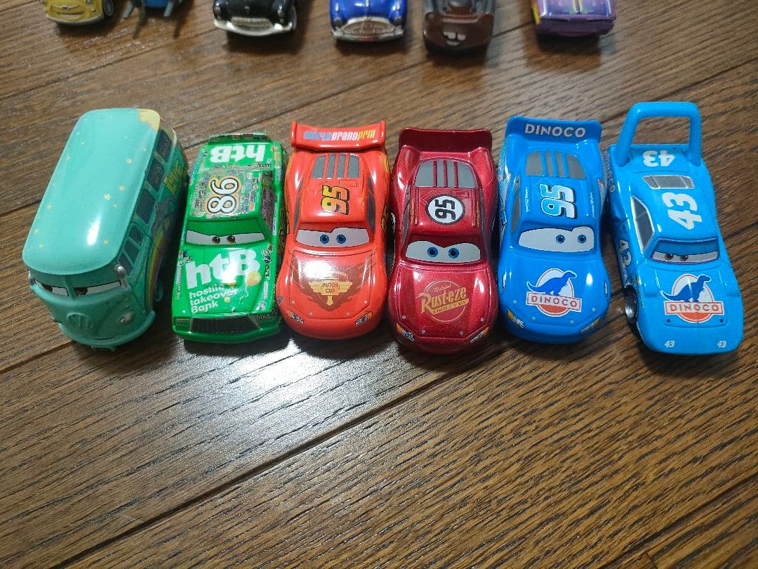 カーズ トミカ トミカまとめ売り 17台セット