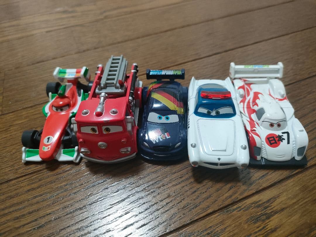 カーズ トミカ トミカまとめ売り 17台セット