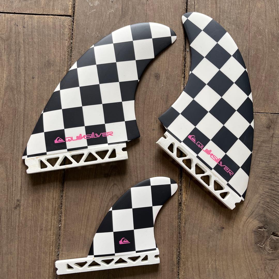 Quiksilver クイックシルバーサーフボードフィン 3点セット