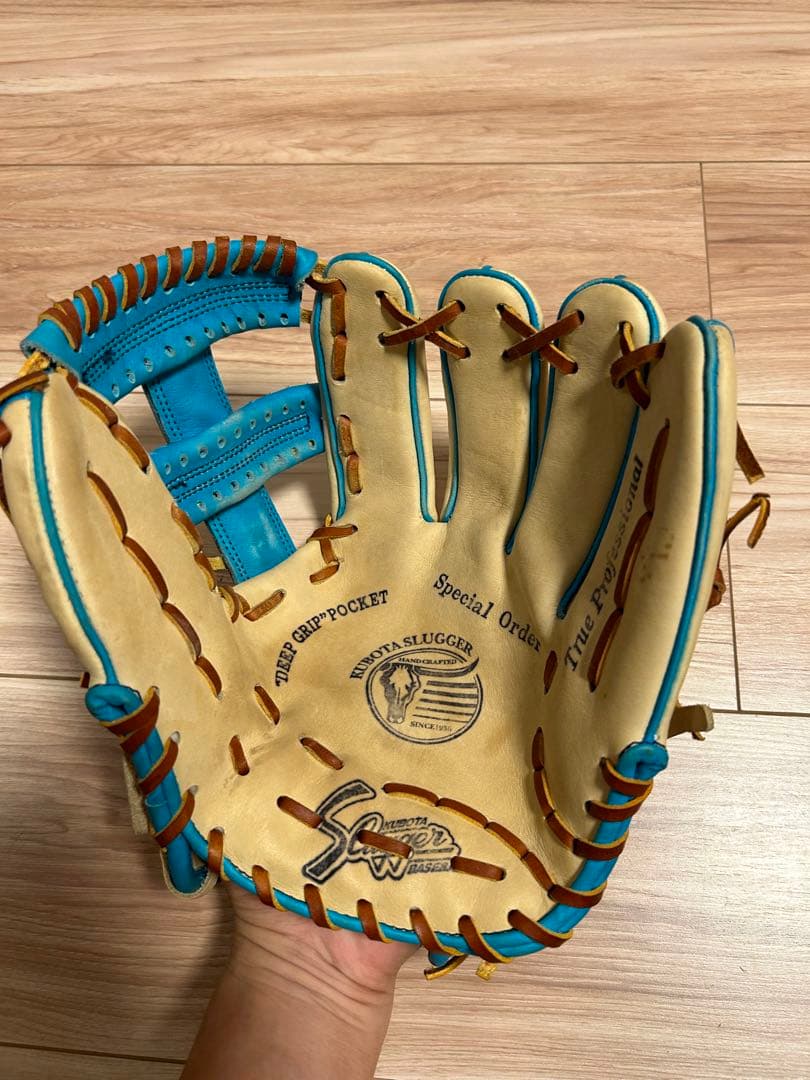 久保田スラッガー 軟式グローブ スワロー限定 内野手用 浅村モデル
