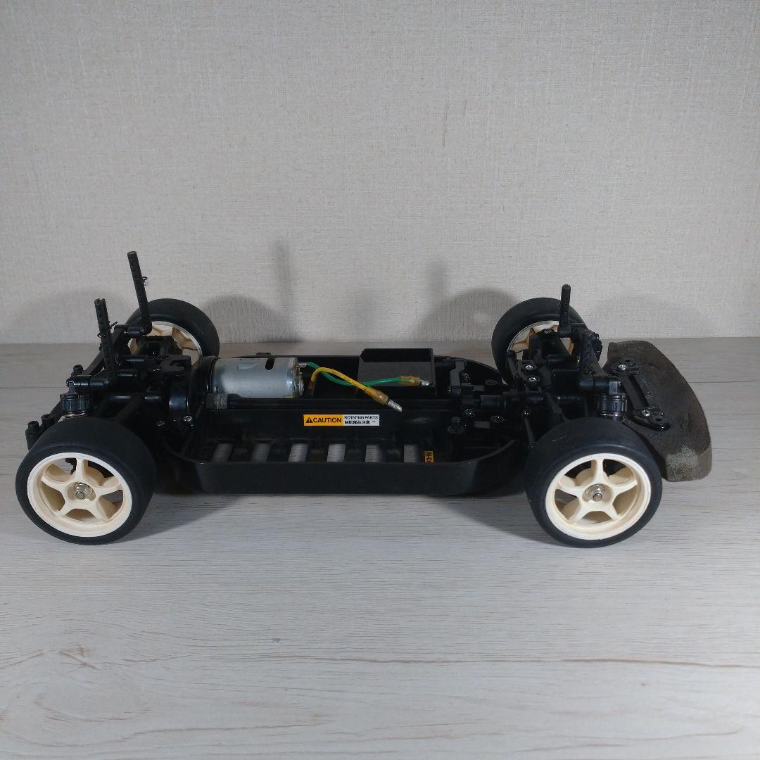 タミヤ　TT-01 シャーシ　Calsonic GT-R 2003