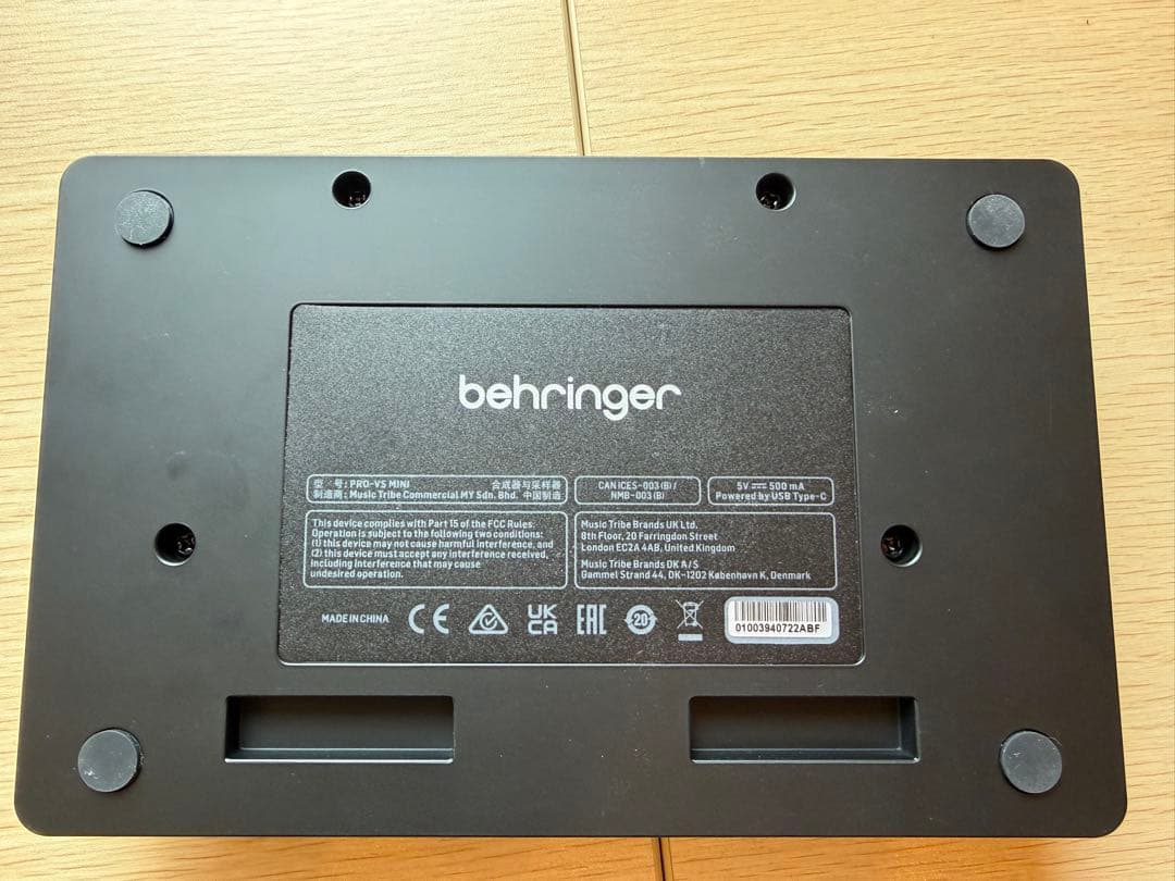【美品】Behringer Pro VS