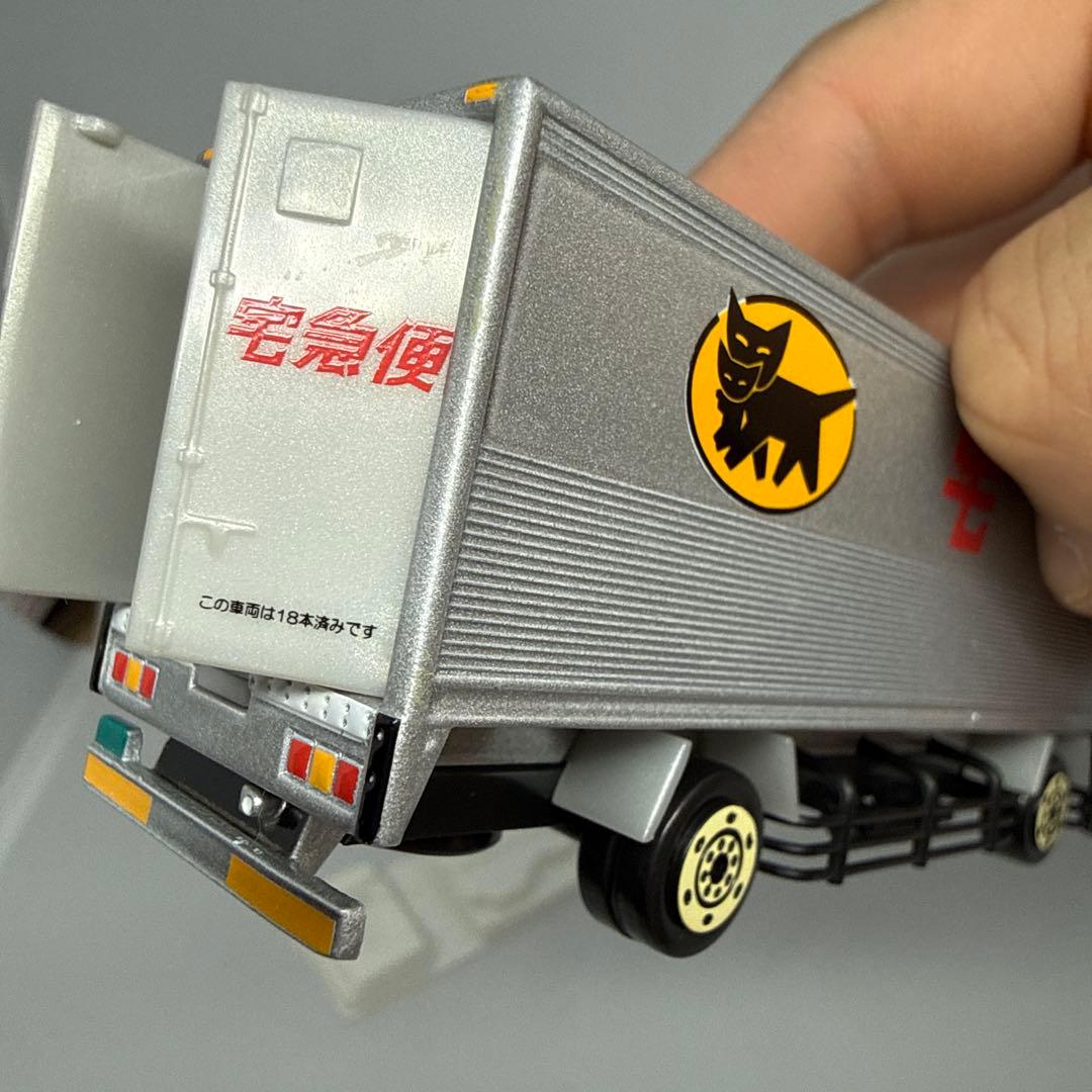 トミカ 宅急便トラック エラー品
