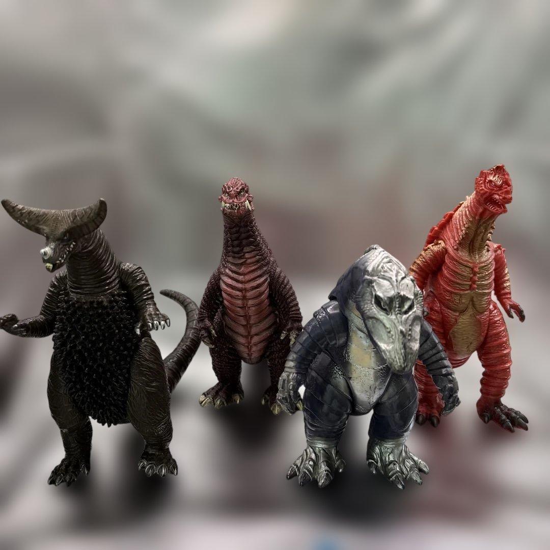 ウルトラマンパワード・シリーズ 怪獣・宇宙人フィギュア 14体セット