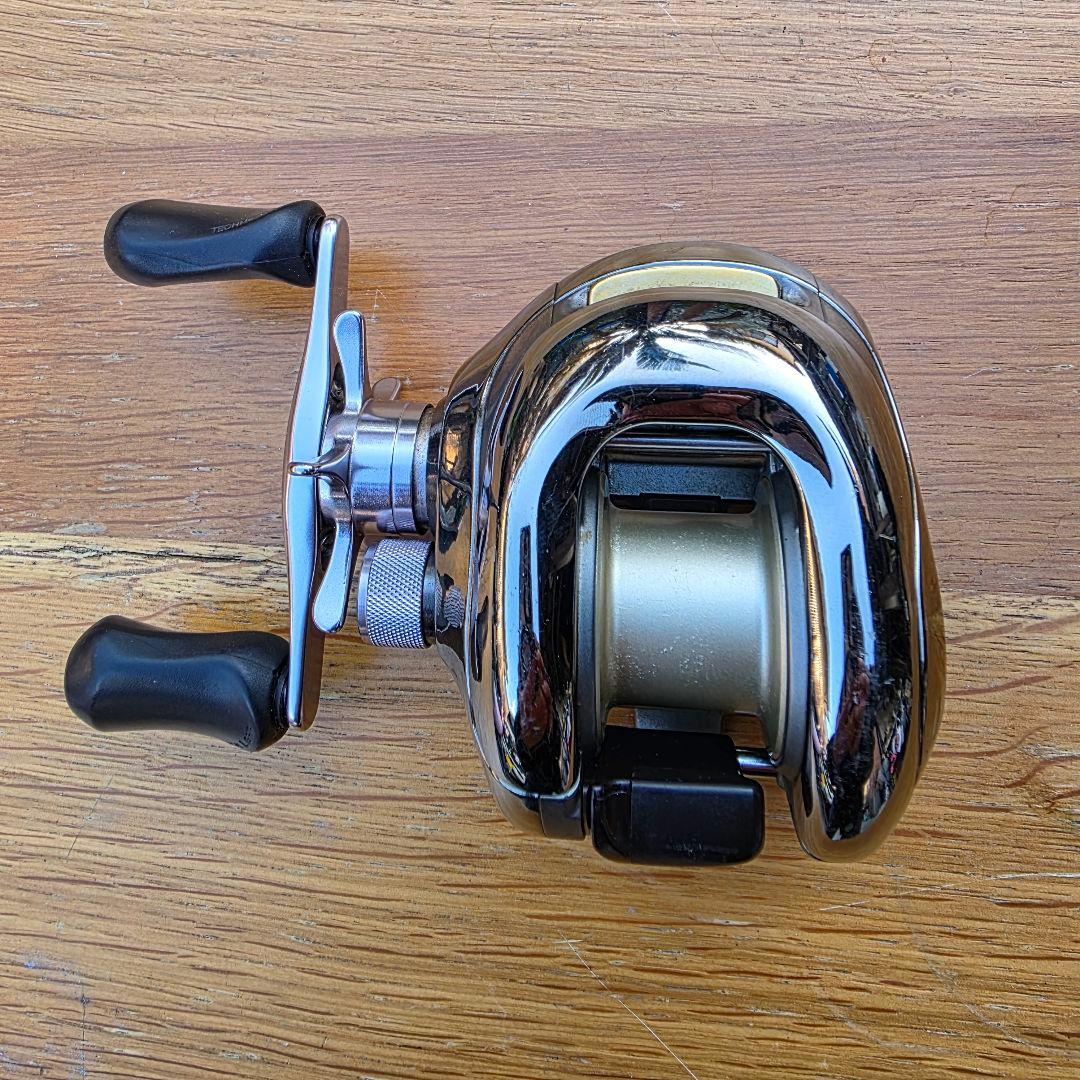 シマノ　初代アンタレス　RH221 左巻き　SHIMANO