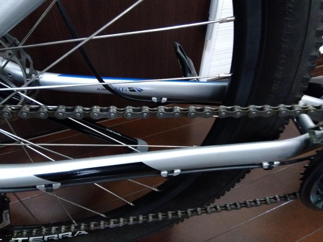【GT】 AGGRESSOR SPORT RIGID　Sサイズ/2023モデル