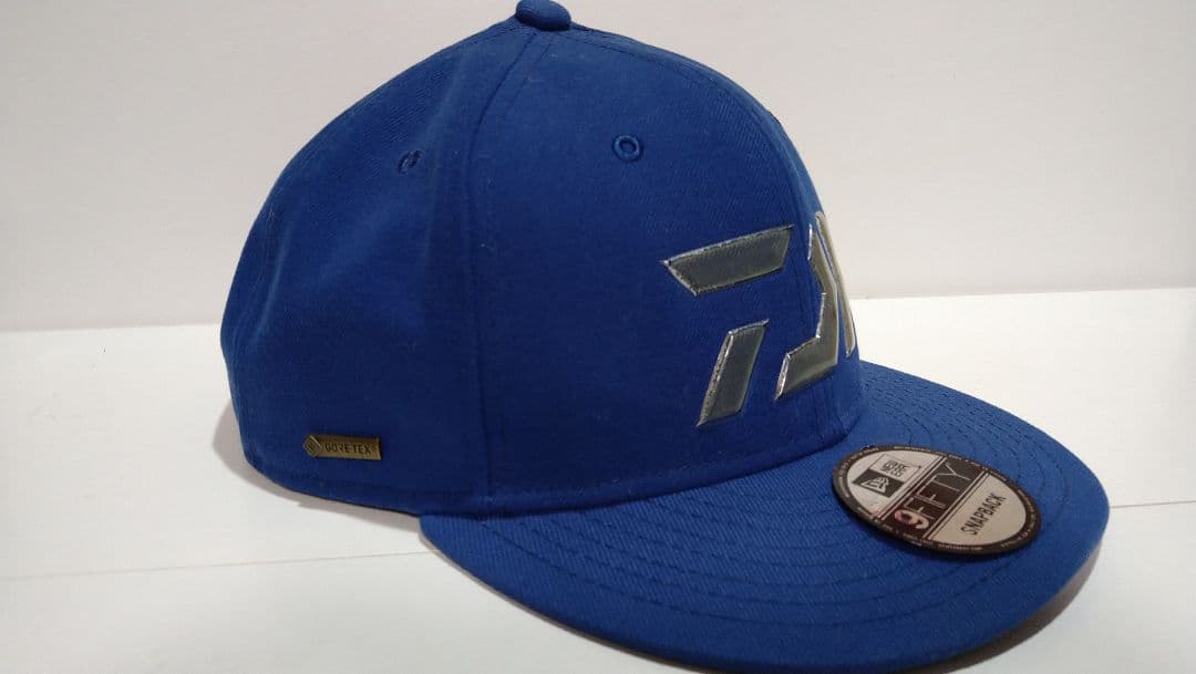 か*ー様 NEWERA　Daiwa 帽子青　 銀マーク