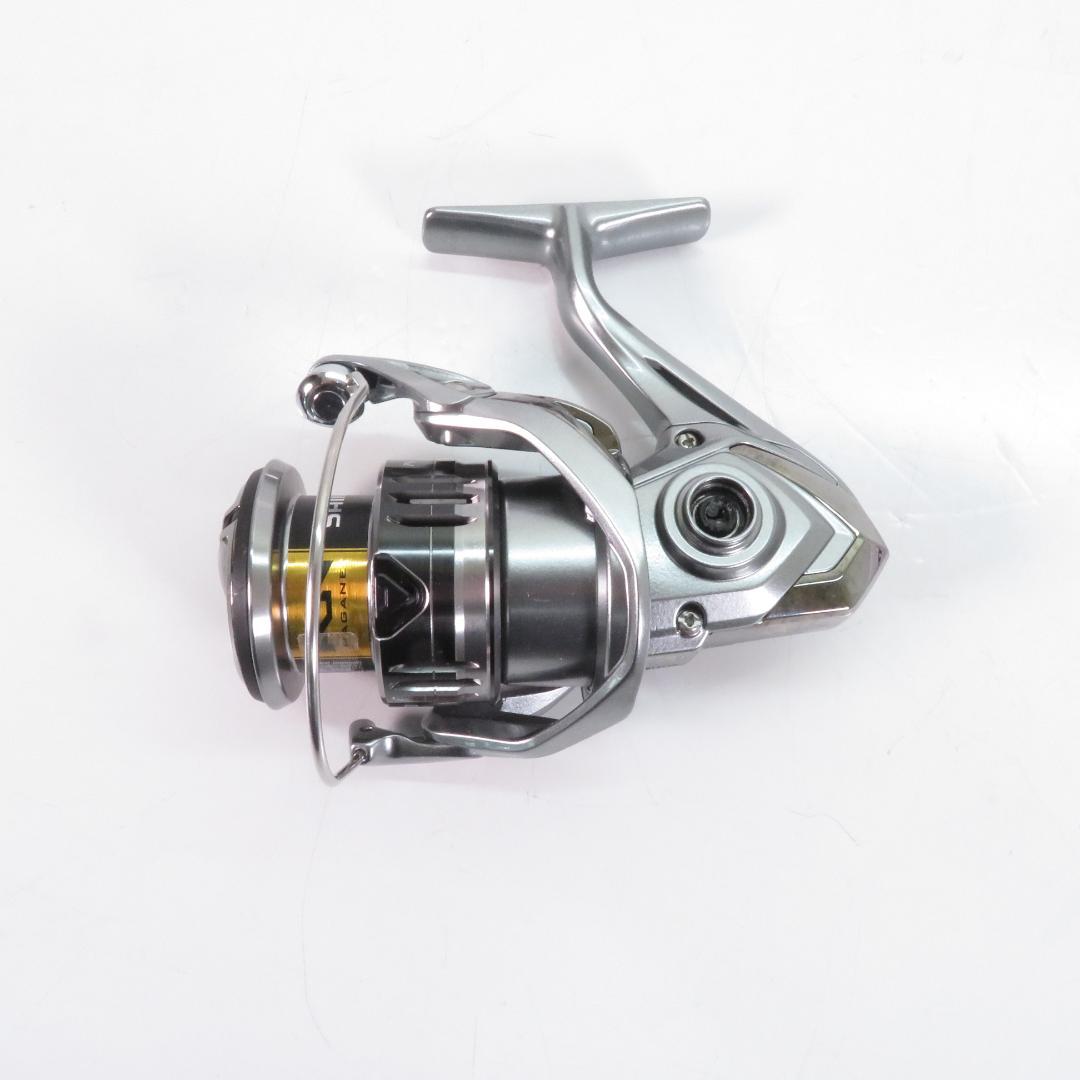【新品】シマノ(SHIMANO) スピニングリール 21 ナスキー　2500HG