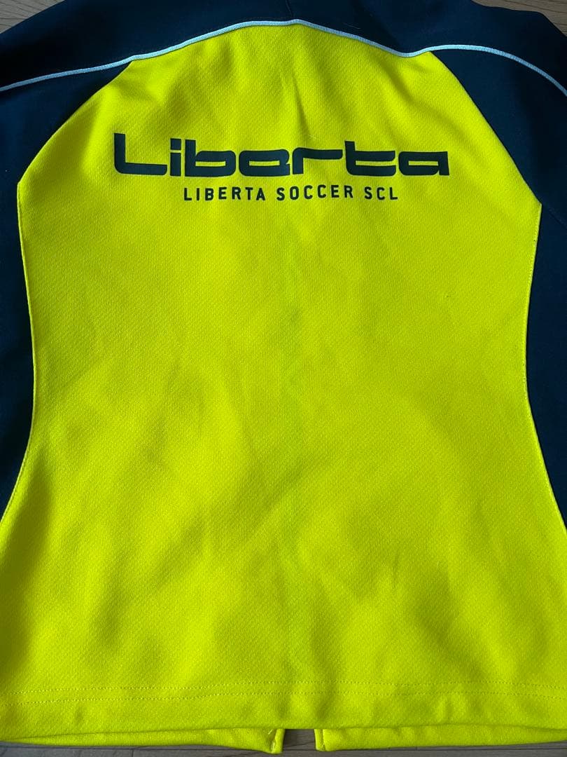 Liberta リベルタ　サッカー　ユニフォーム　ジャージ　上下　130