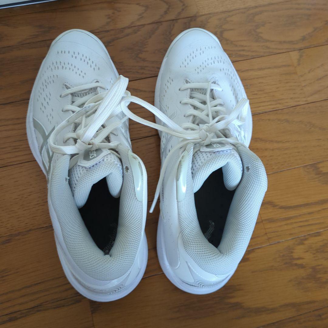 asics バッシュ　ゲルフープV16 26.0cm 数回使用