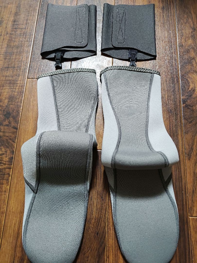 新品未使用 SIMMS ウエーディングソックス グラベルガードセット
