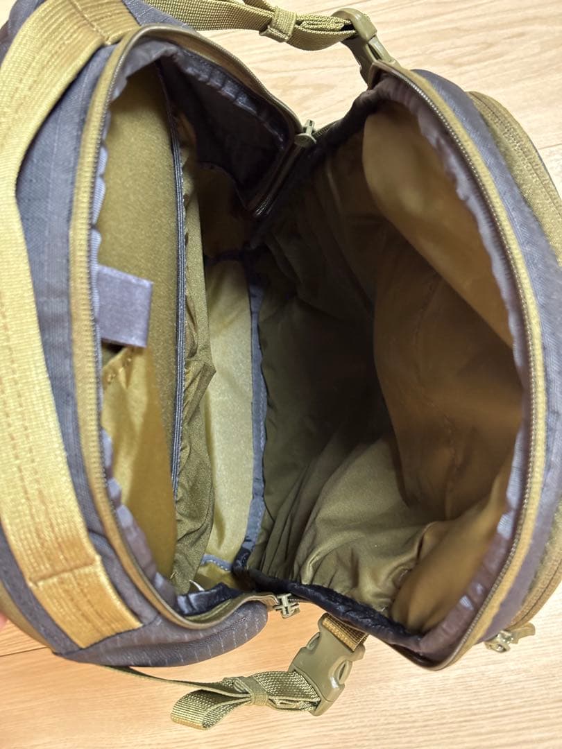 DAKINE HELL PRO 20L ダカイン　ヘリプロ　リュック　オリーブ