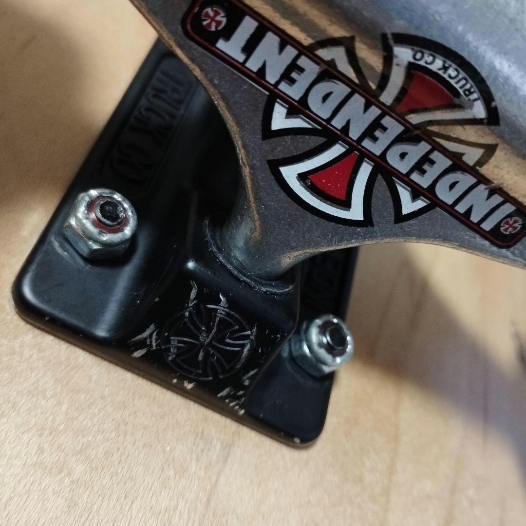 専用 スケボー コンプリート INDEPENDENT トラック SPITFIRE