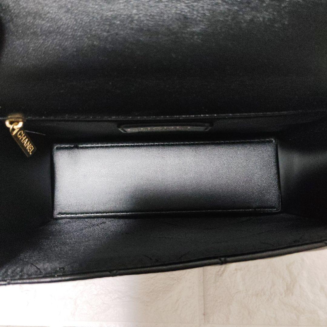 CHANELノベルティキルティングショルダーバッグ