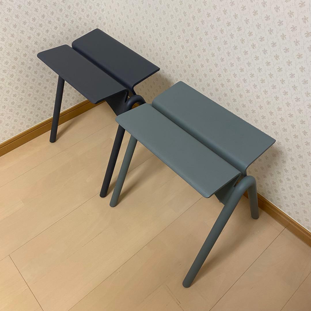 軽やかに美しく、そして強く。今にも飛び立ちそうな木製スツール KAMOME 2脚