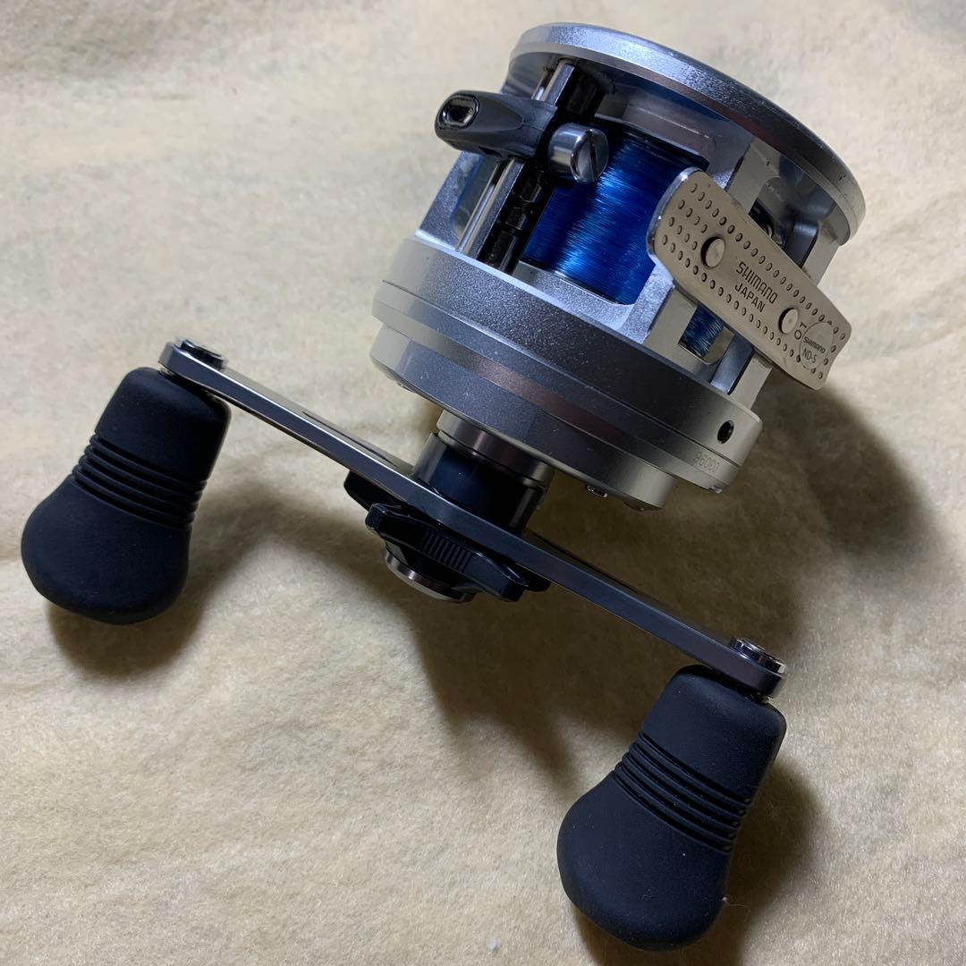 シマノ(SHIMANO) ベイトリール カルカッタ 300
