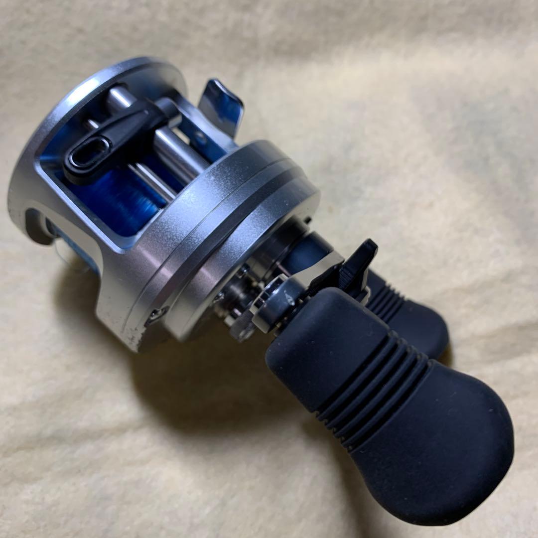 シマノ(SHIMANO) ベイトリール カルカッタ 300