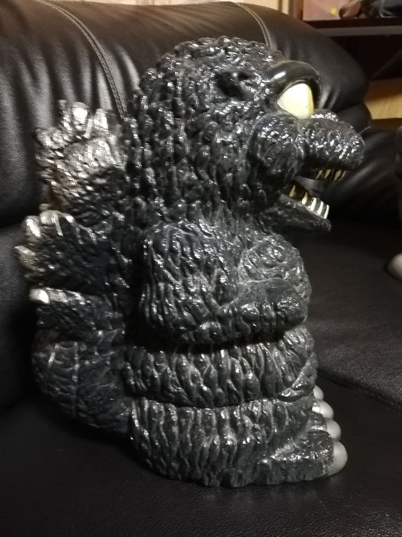 ゴジラ　ウルトラマン　ビッグサイズ貯金箱　タイムセール中