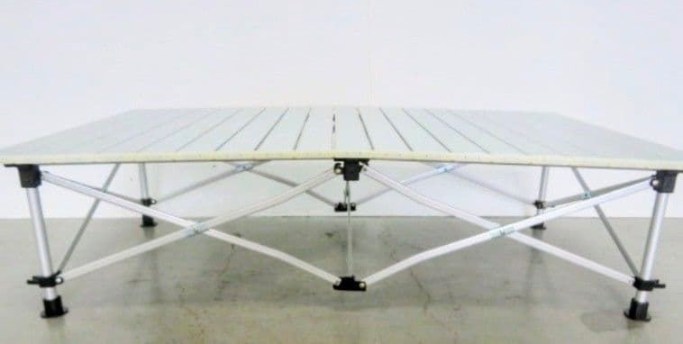 Coleman Easy Roll 2 Stage Table　7639