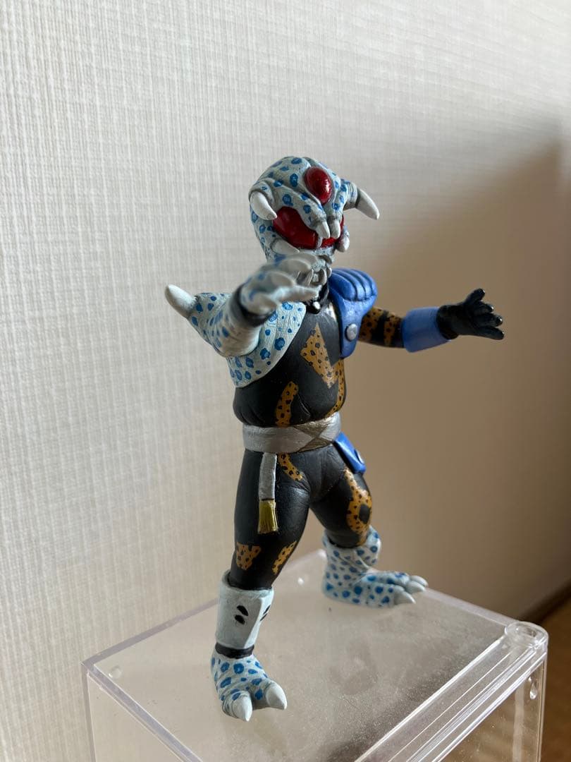 HGサイズ 仮面ライダーBLACK RX　ゲドリアン　改造 リペイント 完成品