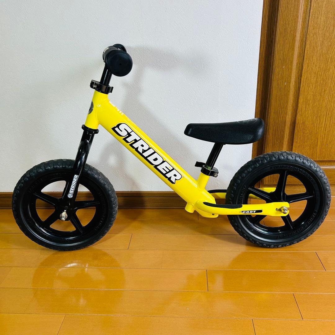 人気色✨STRIDER ストライダー スポーツ 12インチ イエロー 日本正規品