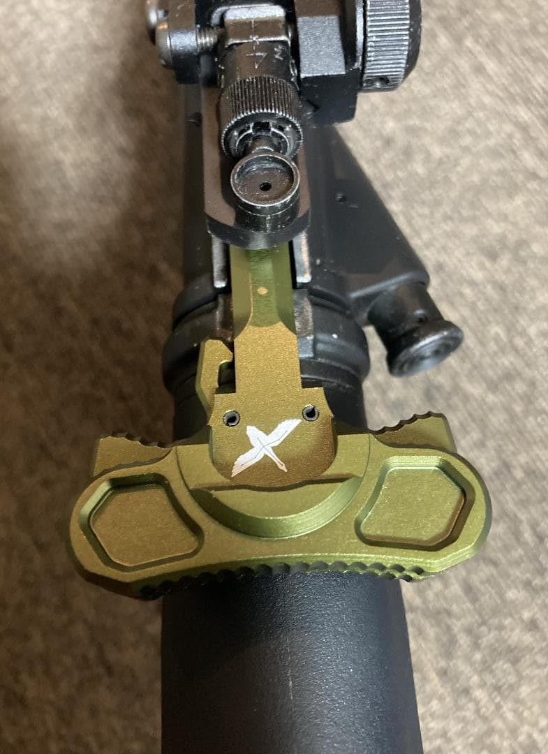 Forward Controls Design チャージングハンドル レプリカ