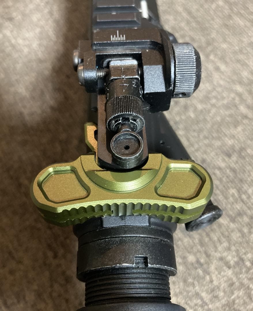 Forward Controls Design チャージングハンドル レプリカ