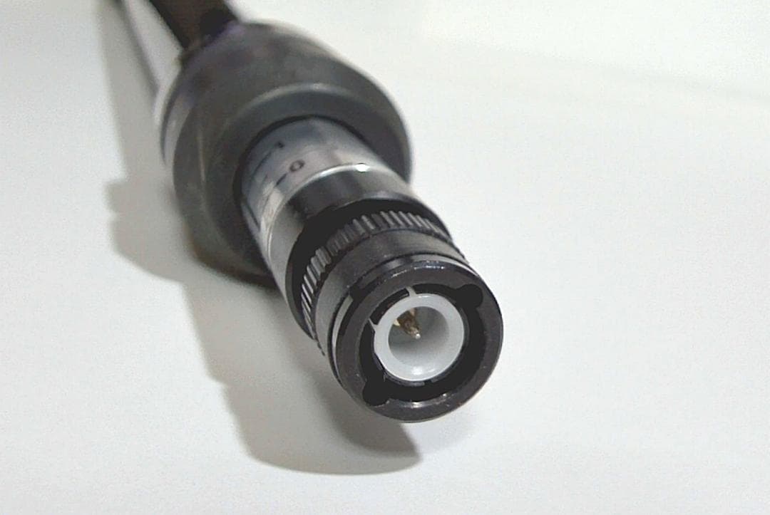 第一電波工業BNC-P RHM8B+BNC変換コネクター