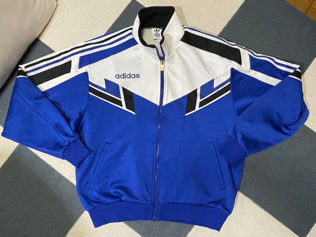 ★80's adidasアディダス　デサント製　ヴィンテージジャージ上下