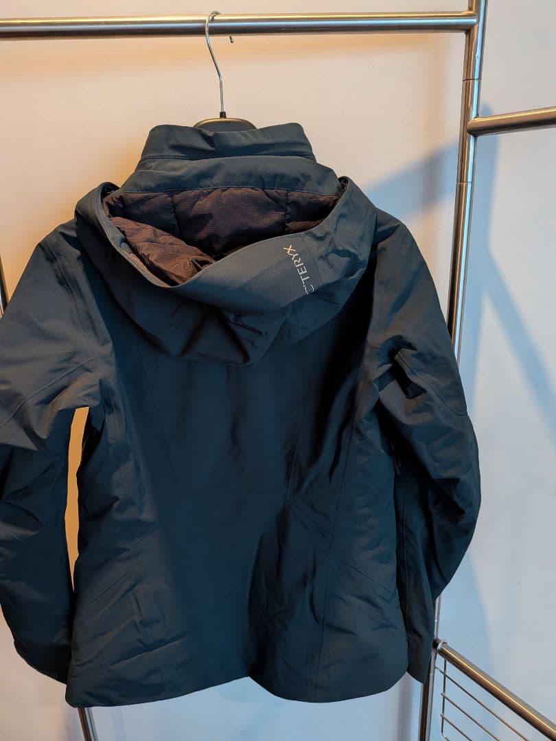 ARC'TERYX スキーウェア ゴアテックス 中綿入り