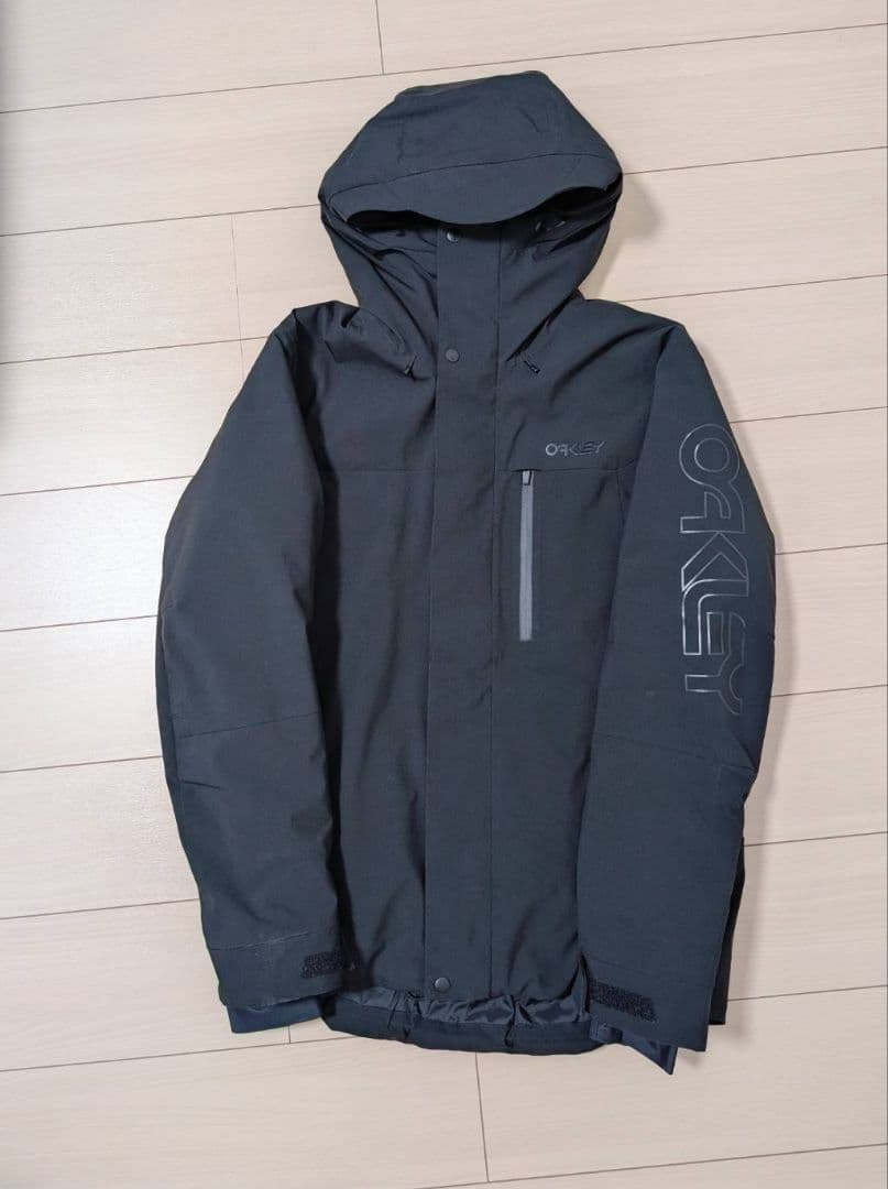 OAKLEY ブラック スノーボードジャケット