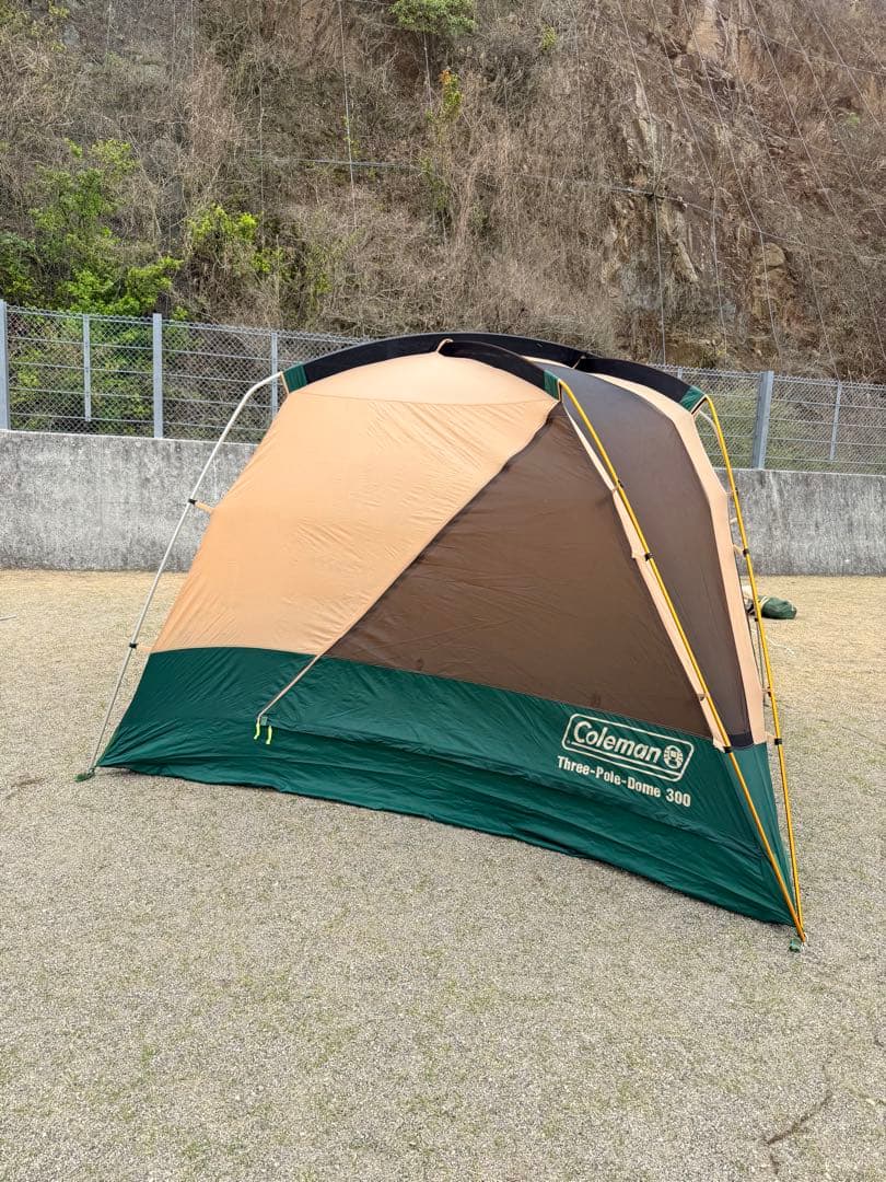 Coleman　スリーポールドーム300　テント