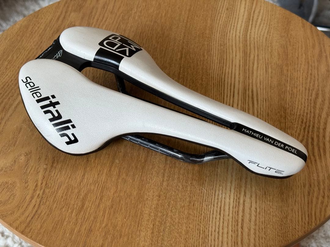 軽量！Selle Italia Flite Boost Mathieu サドル