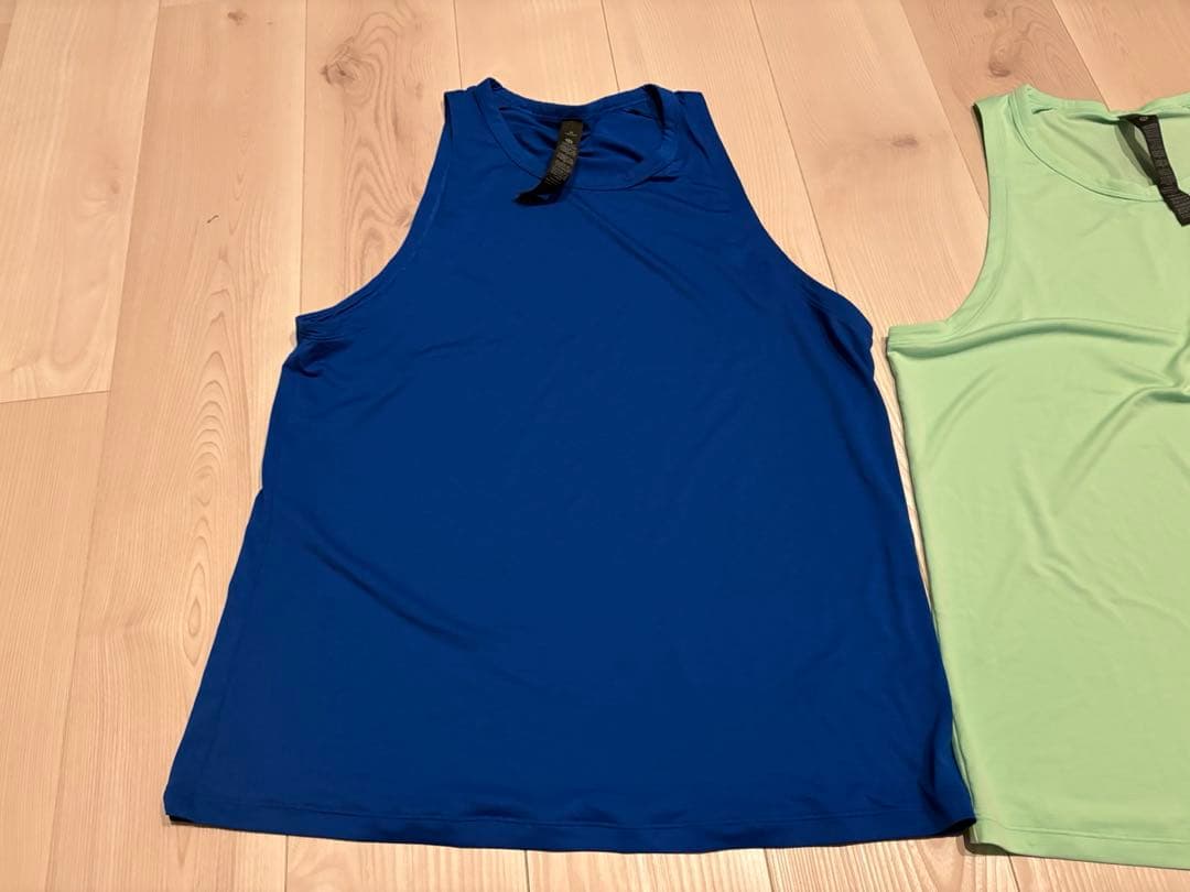 Lululemon ノースリーブ タンクトップ Mサイズ