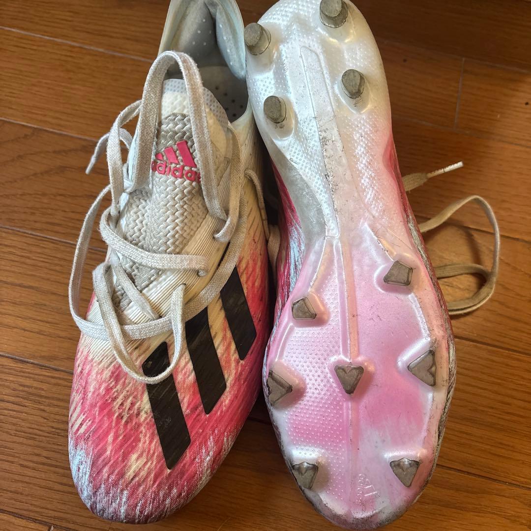 adidas スパイクシューズ ホワイト/ピンク/ブラック