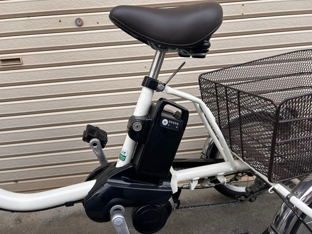 パナソニック　ビビライフ　電動アシスト三輪自転車　BE-FU831